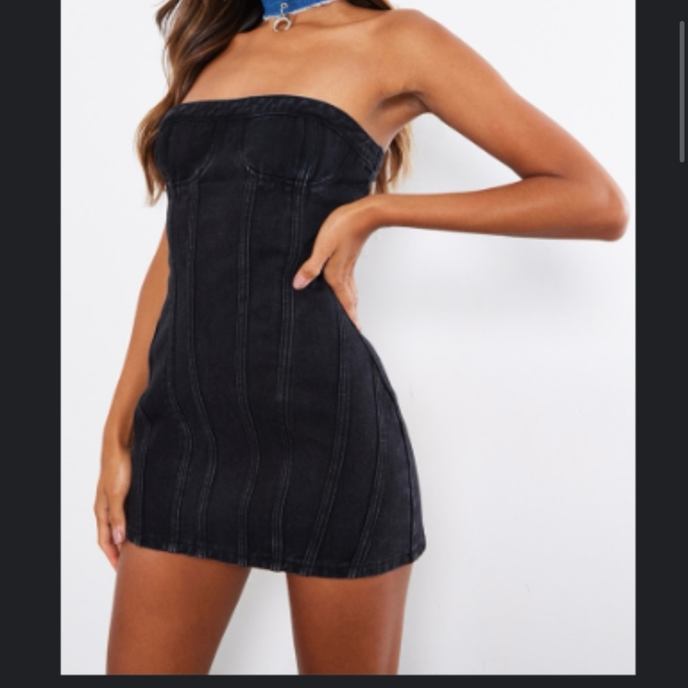 Elegant Black Strapless Dress